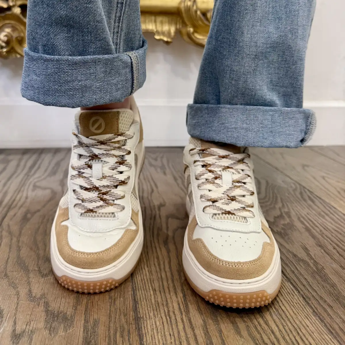 Alison BEIGE