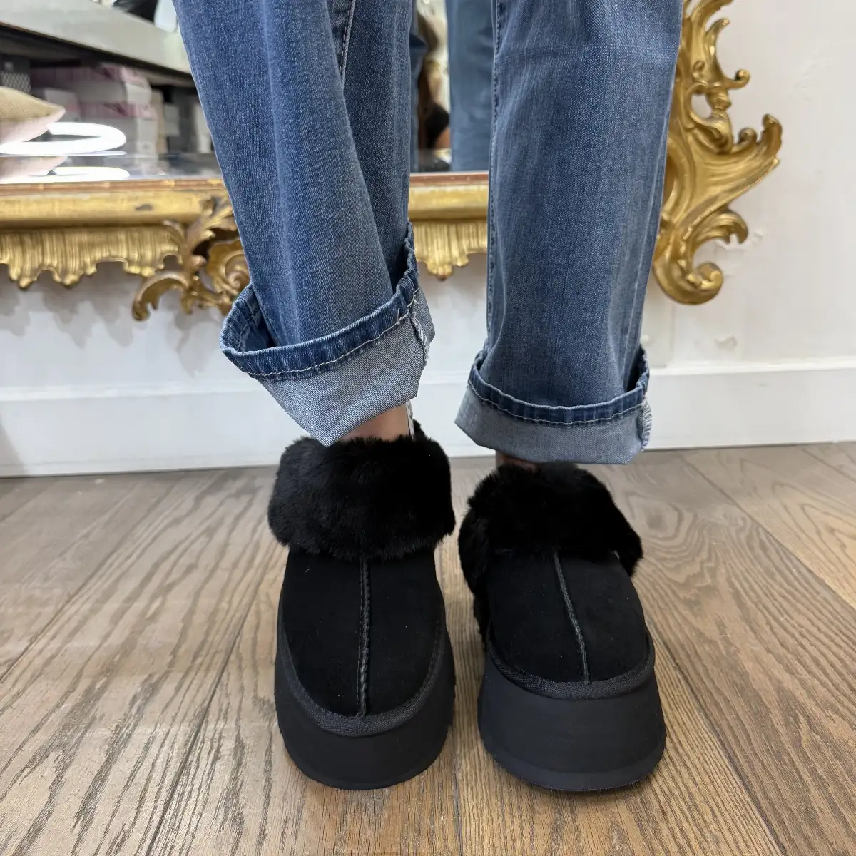 UGG Funkette NOIR