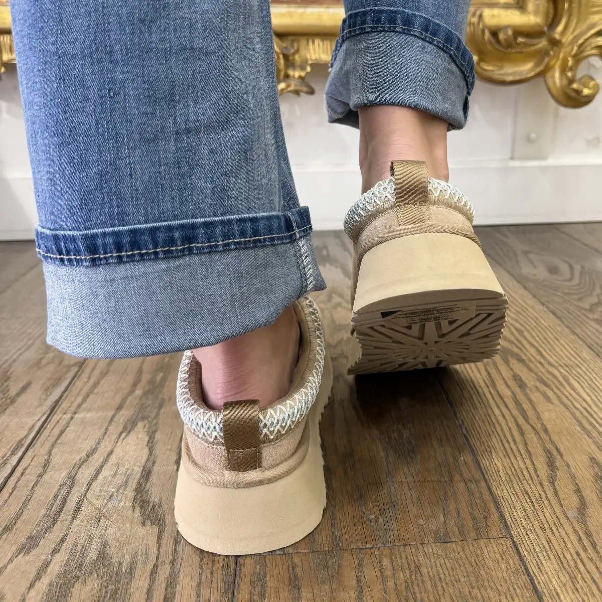 UGG Tazz SAND
