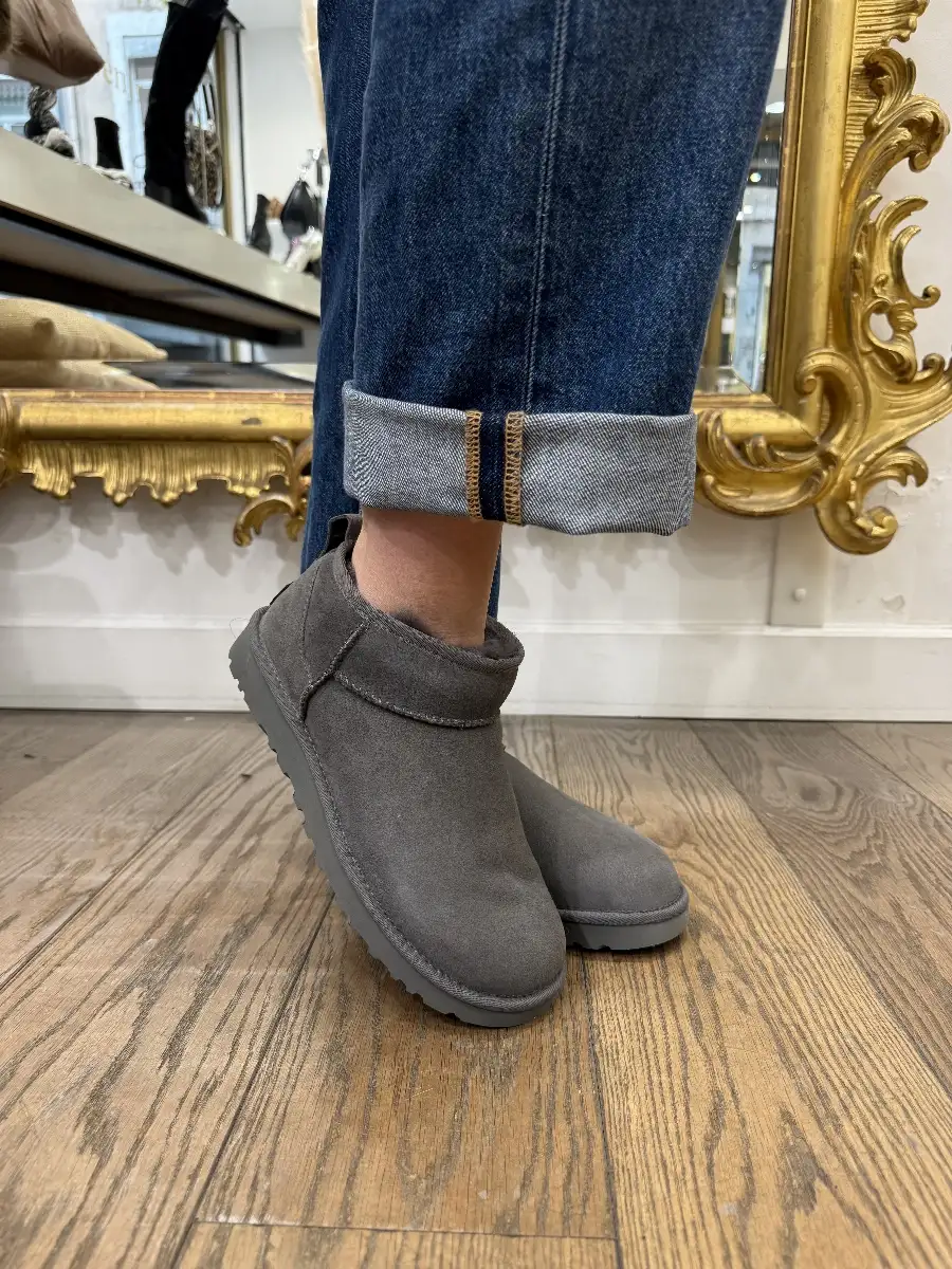 UGG Classic Ultra Mini GREY