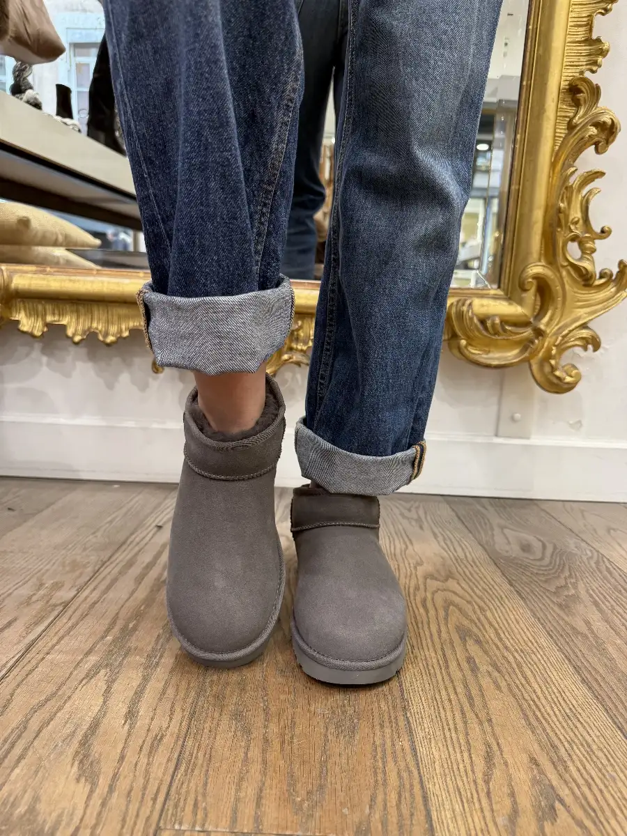 UGG Classic Ultra Mini GREY