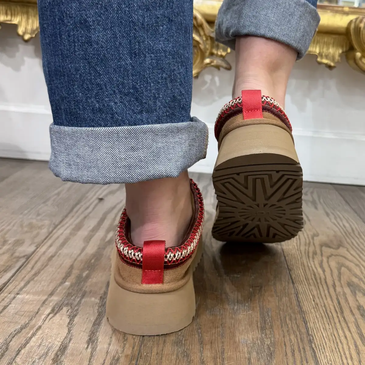 UGG Tazz CHESTNUT