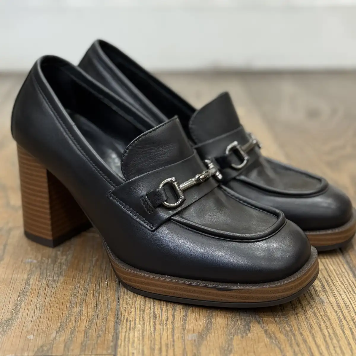 Mocassins Femme en Cuir Noir - NERO GIARDINI