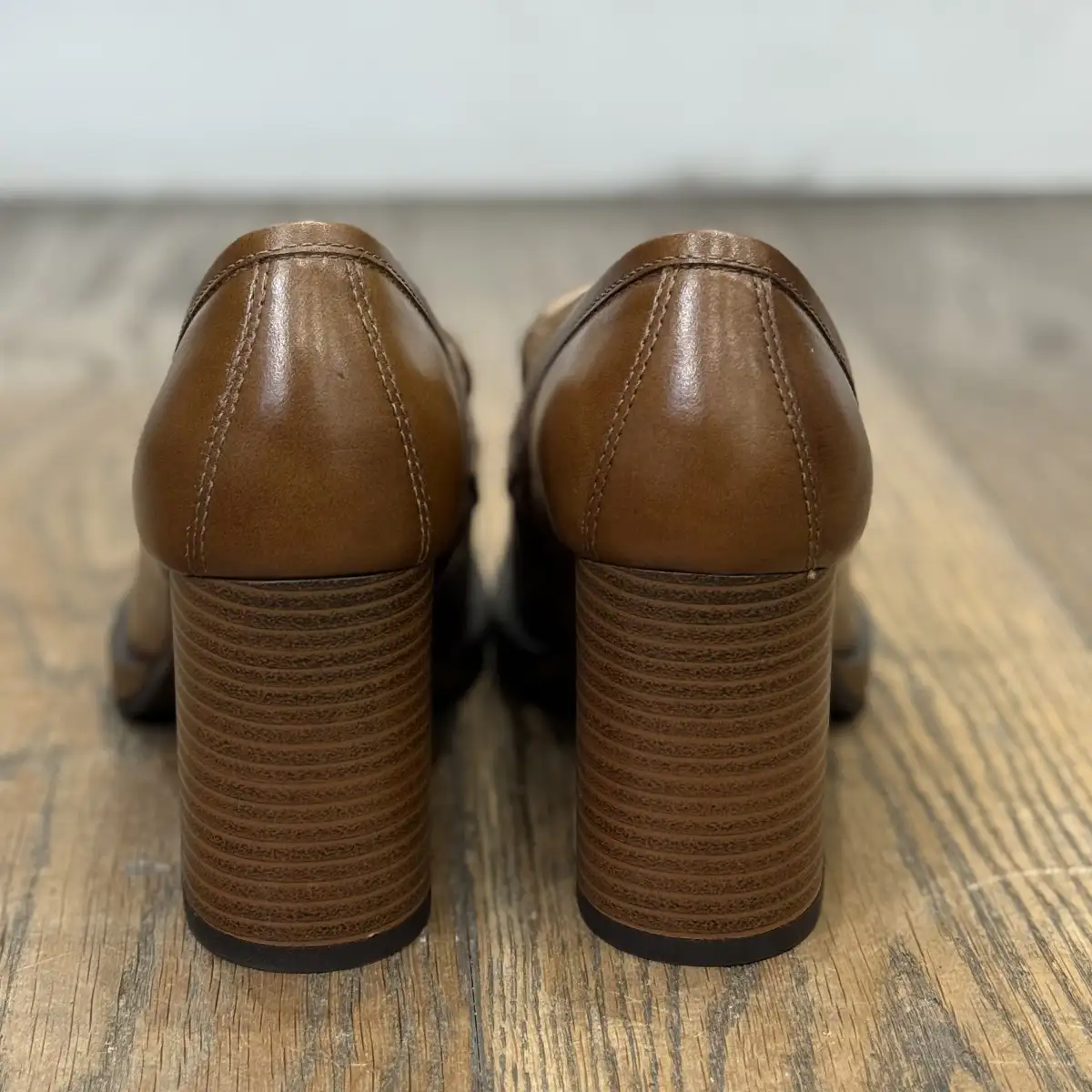 Mocassins Femme en Cuir Camel - NERO GIARDINI