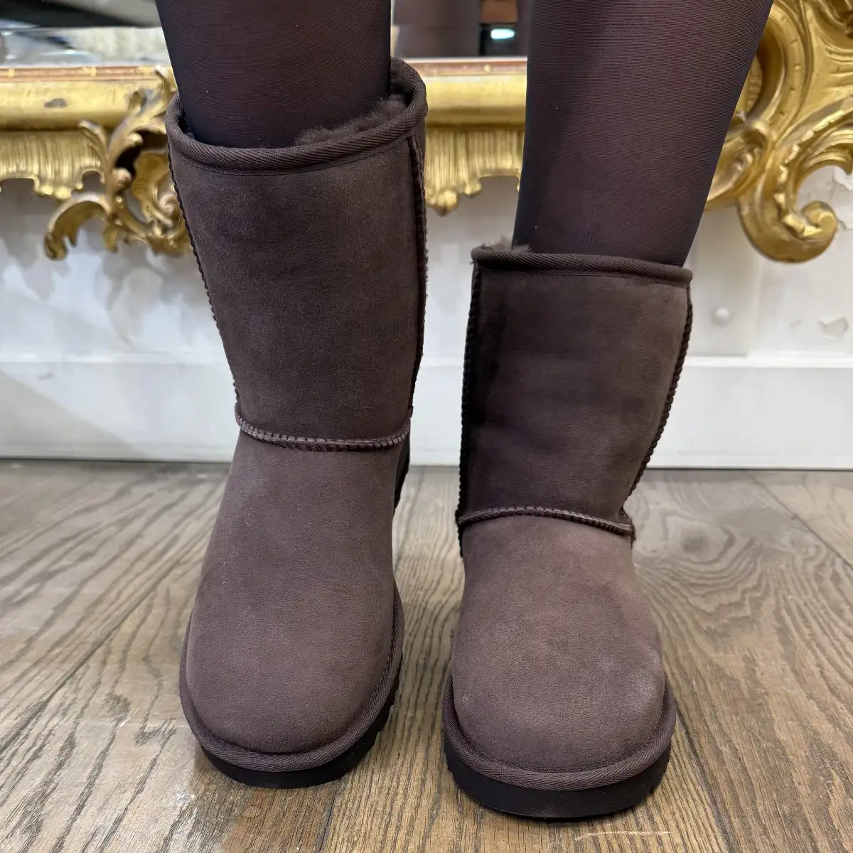 UGG  Bottes Classic Short MARRON