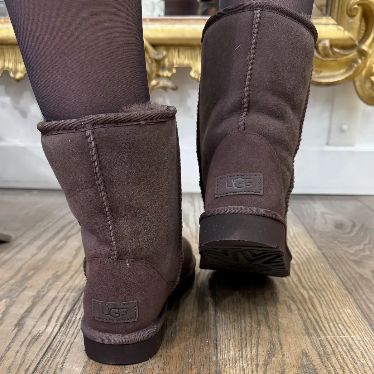 UGG  Bottes Classic Short MARRON