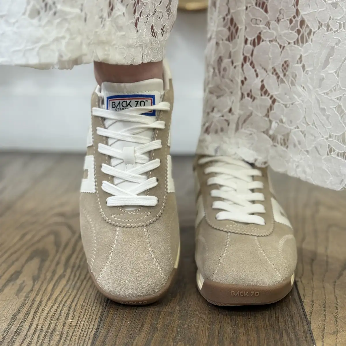 Basket jogger Beige L26-01 -  Back 70