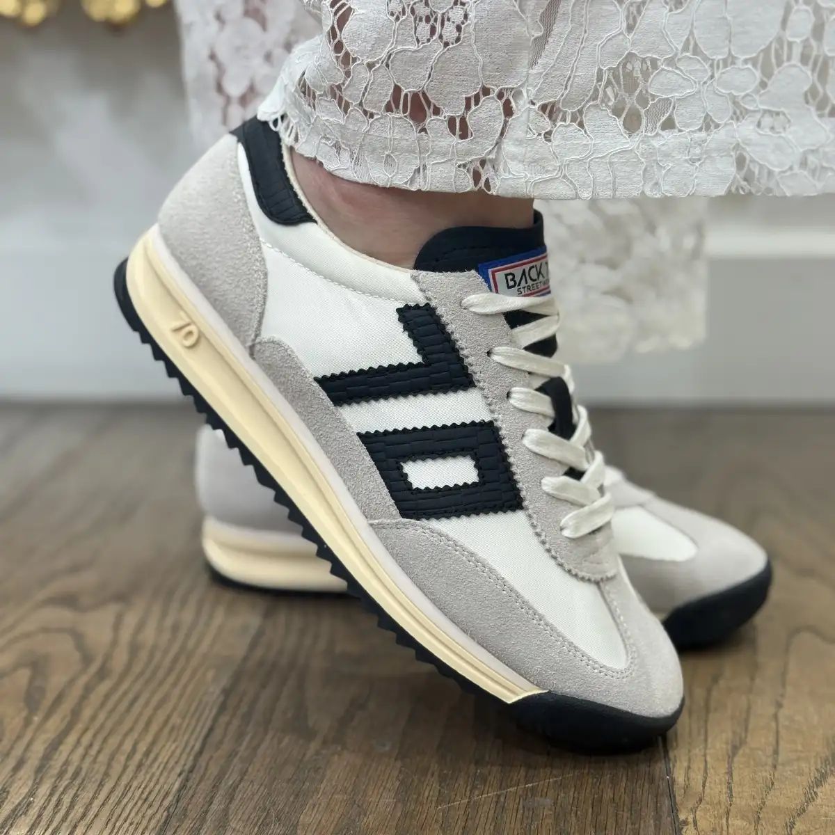 Basket jogger Black -  Back 70