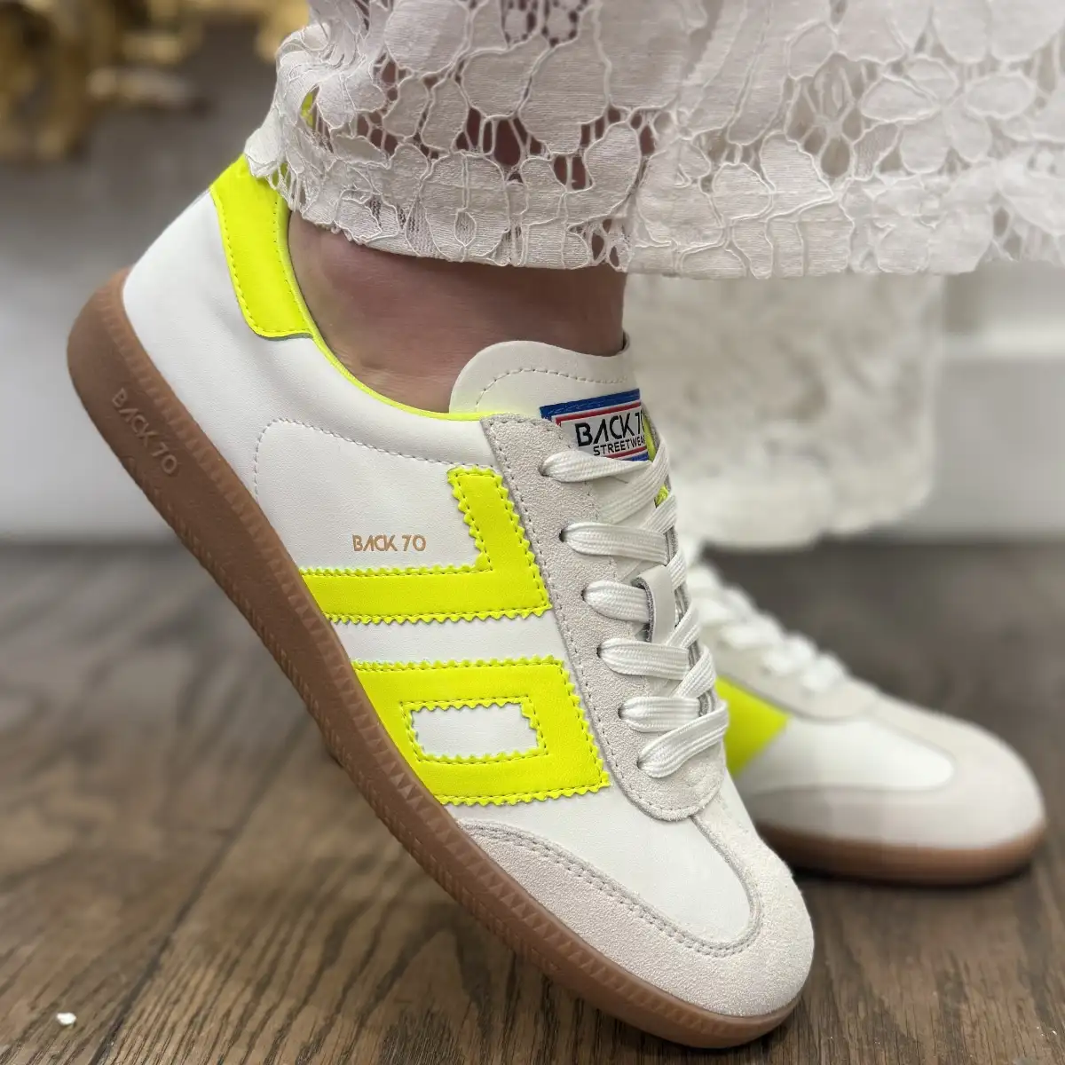 BACK 70 BASKET FLUO JAUNE