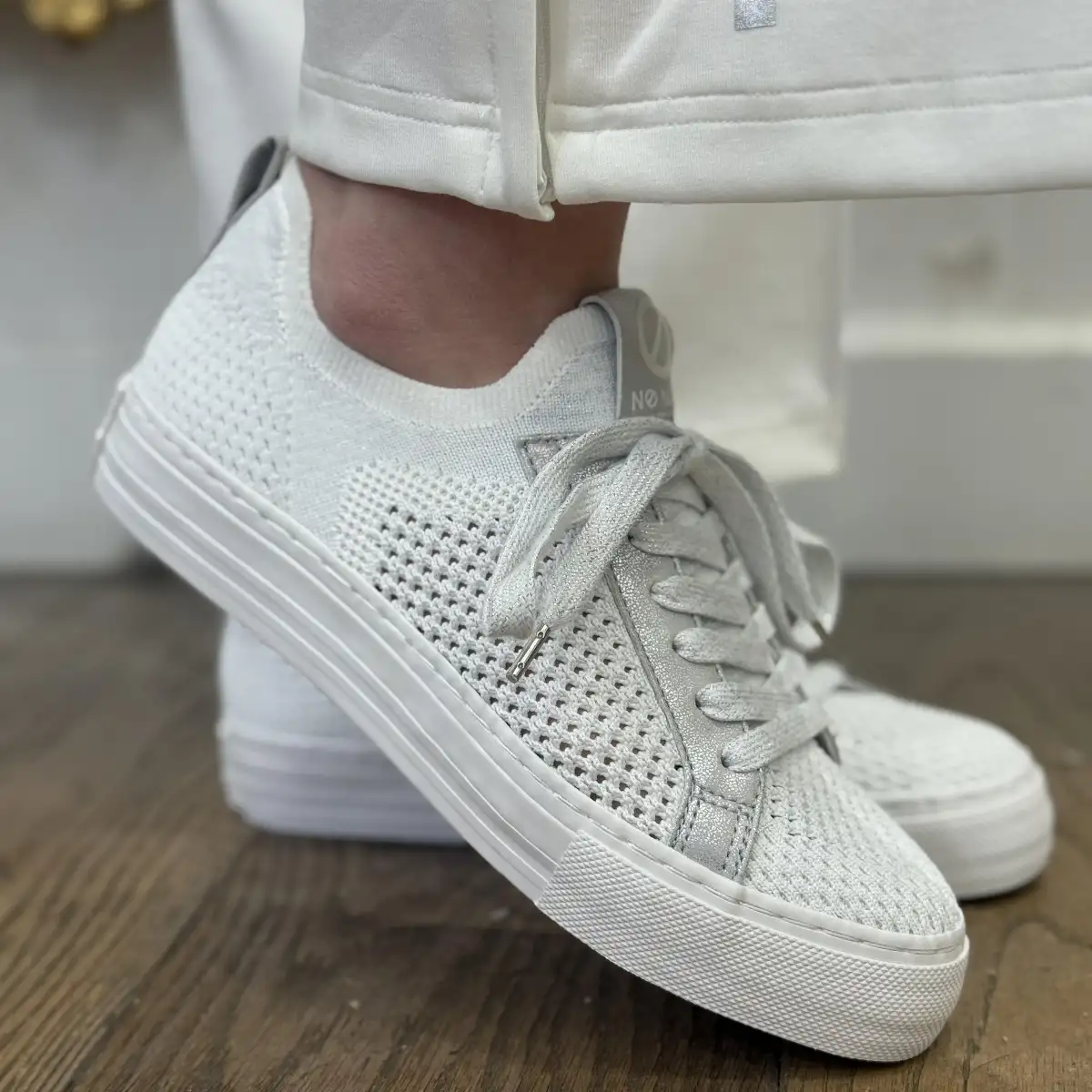 Arcade FLY W WHITE SILVER