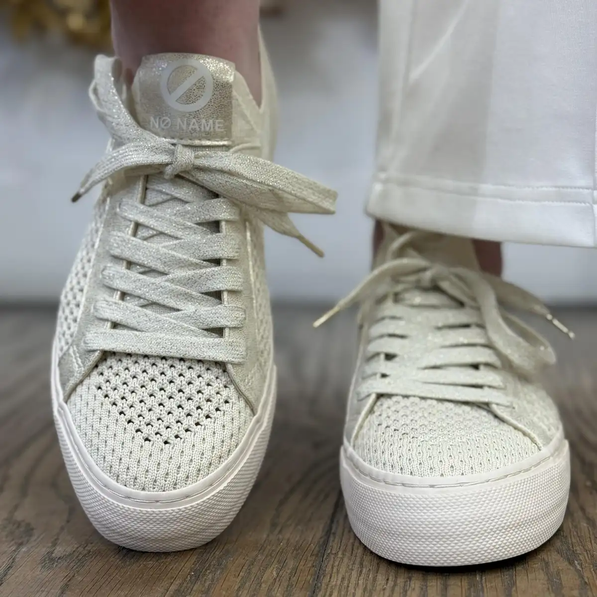 Arcade FLY W WHITE GOLD