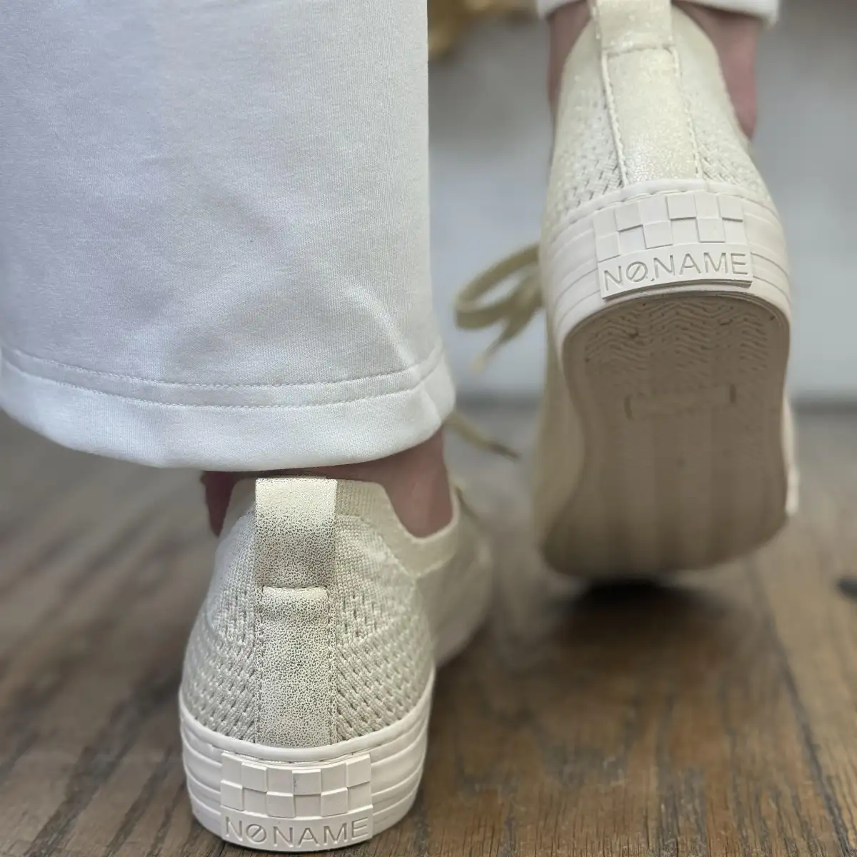 Arcade FLY W WHITE GOLD