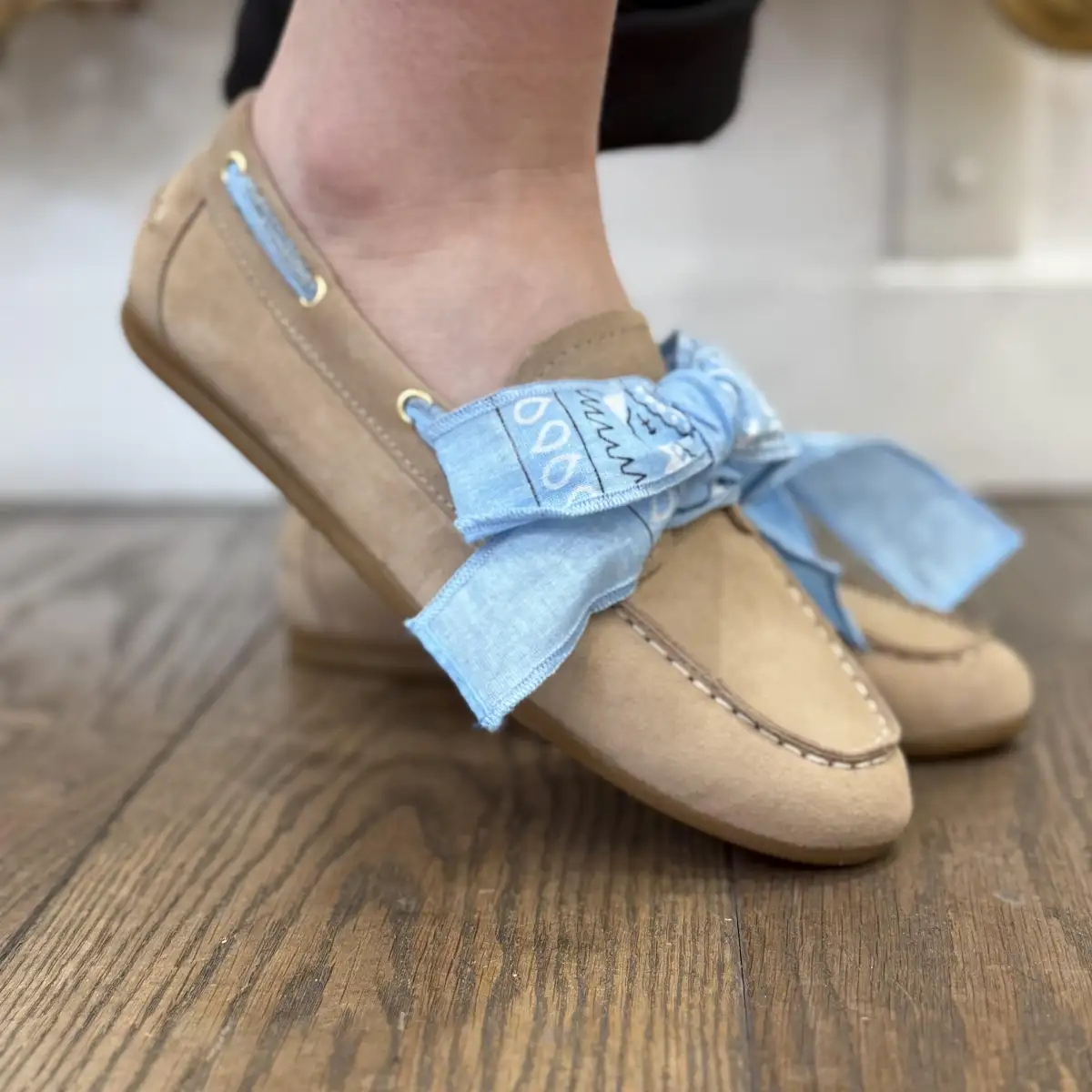 Toral - Mocassins en daim à nœud bleu