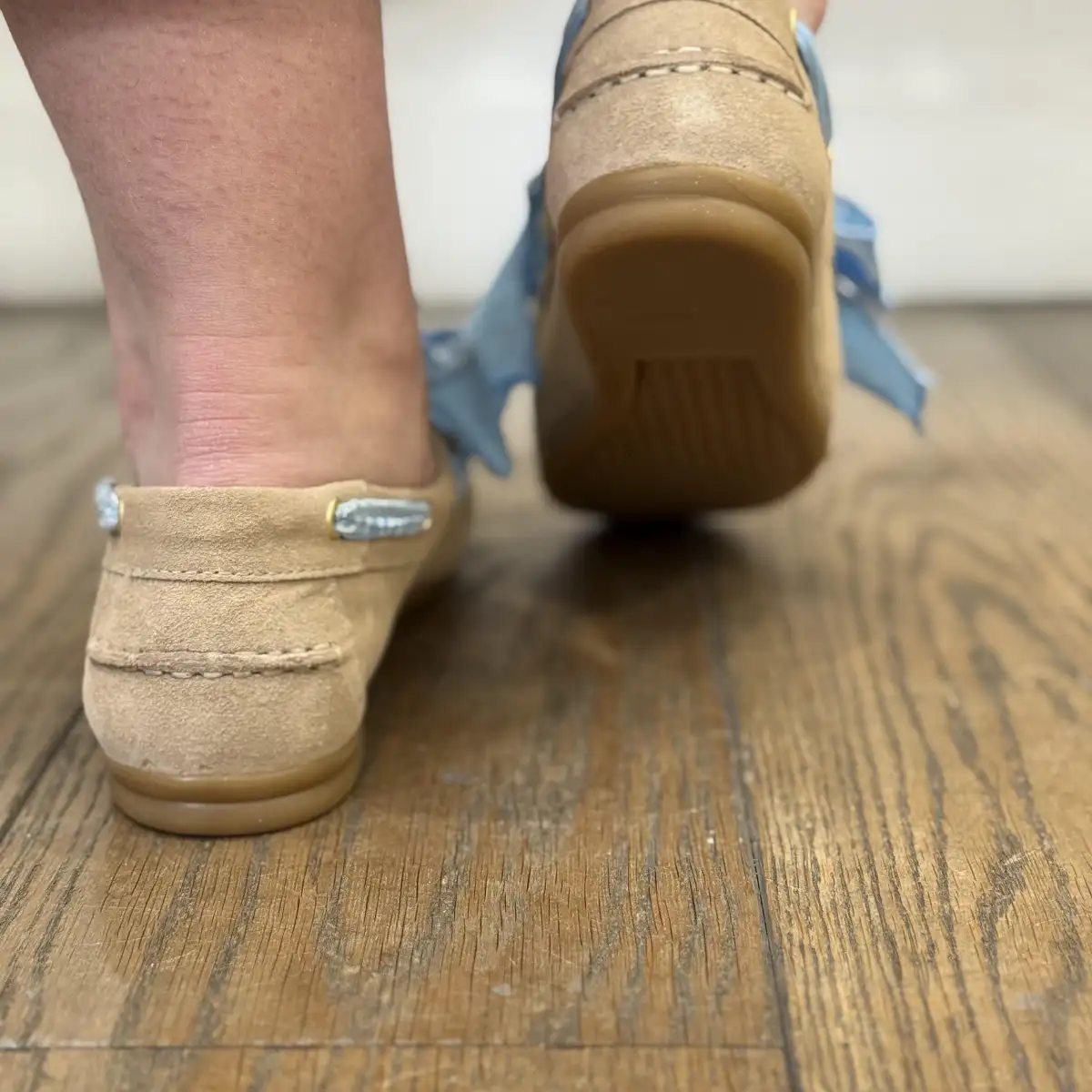 Toral - Mocassins en daim à nœud bleu