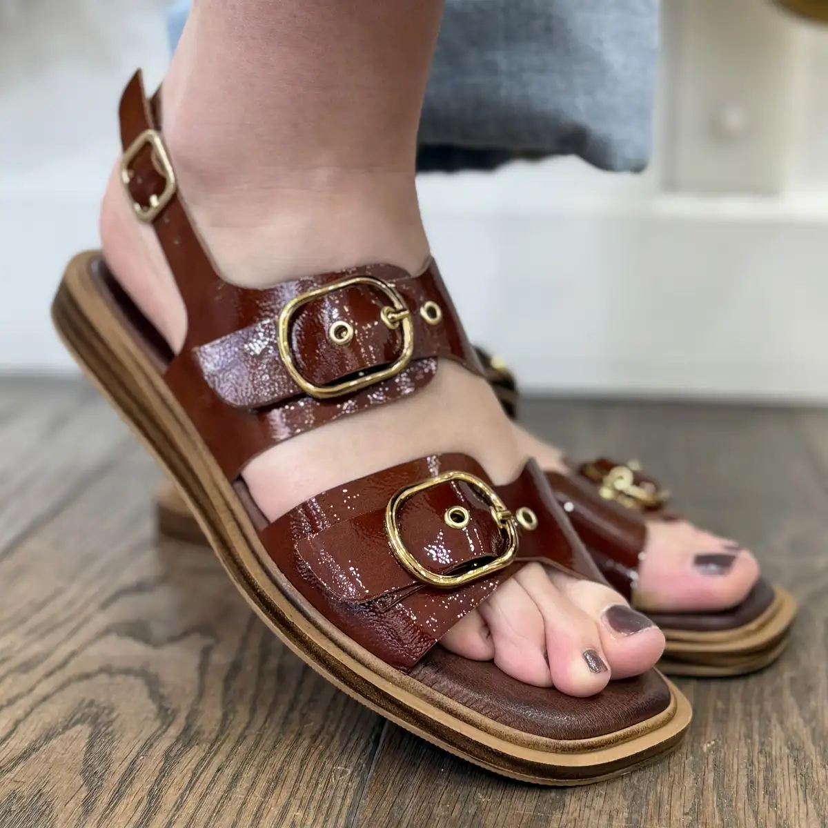 ALIWELL- Sandales vernies à boucles